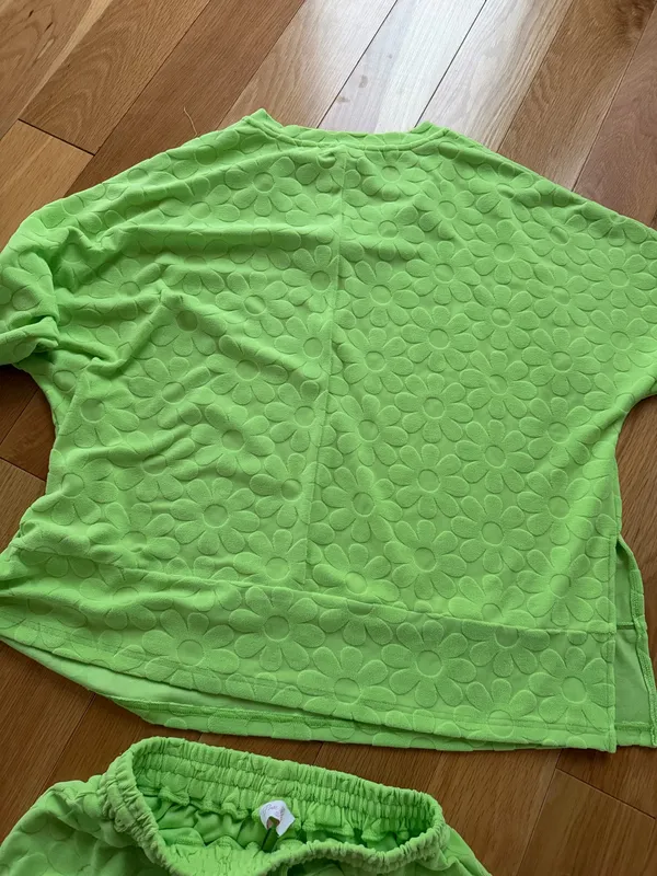 Pink Lily Bright Green Pullover & Shorts - Image 6