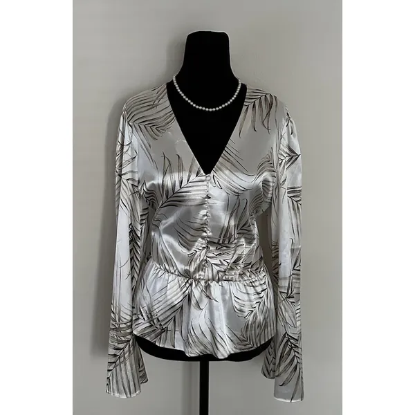 White House | Black Market Satin Feel Peplum Blouse Palm Print Bell Sleeve Boho Coastal Ivory Size M - Image 2