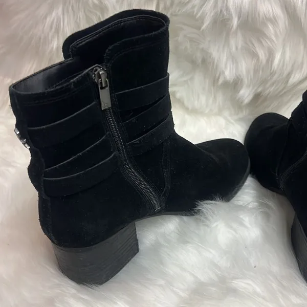Koolaburra by UGG Women's Kenz Black Suede Tassel‎ Ankle Boots, Size 9 D23 - Image 10