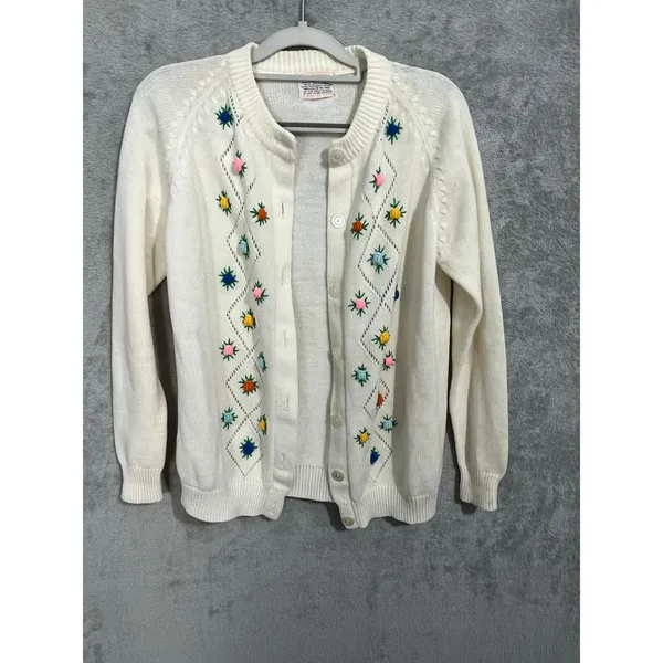 VTG Superbly Cardigan Sweater Large Ivory Embroidered Roses Cottage Core - Image 3