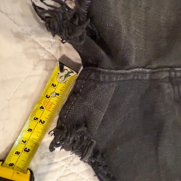 FREE PEOPLE High Rise Black Denim Jean Short Shorts 27 Raw Edge Frayed Cutoff - Image 5