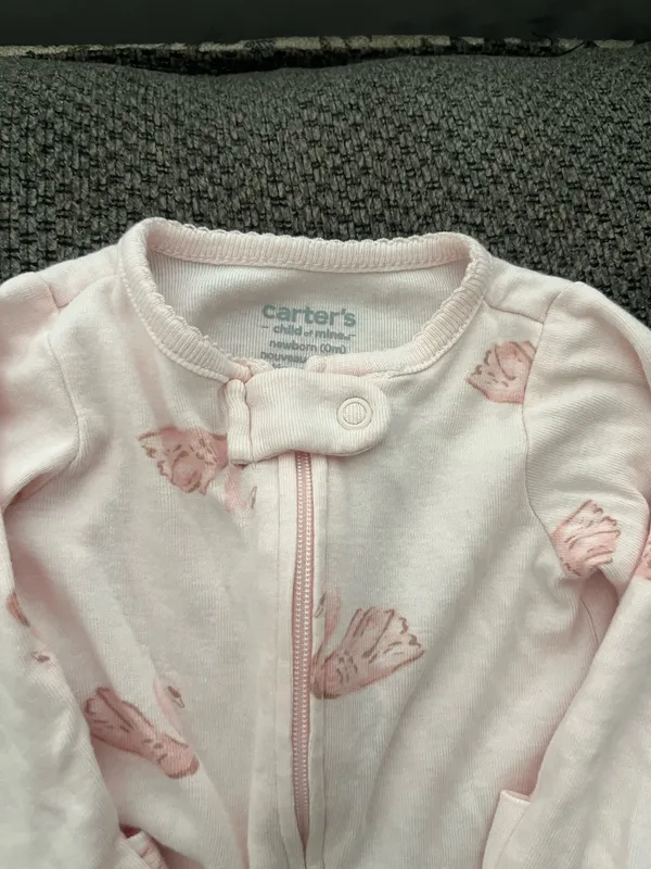 Pink onesie Size newborn - Image 3