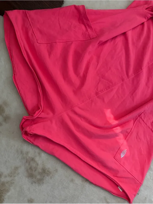 Hot pink free people movement tee romper v neck fall active nwot casual - Image 5