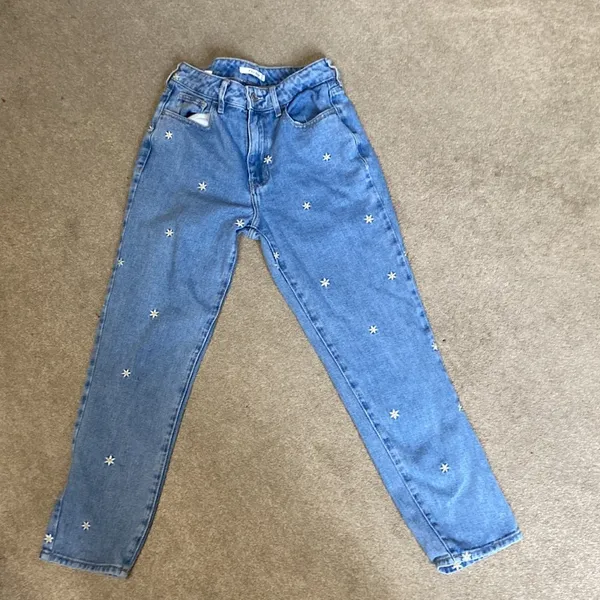 Daisy High Waisted Mom Jeans Size 26 - Image 3