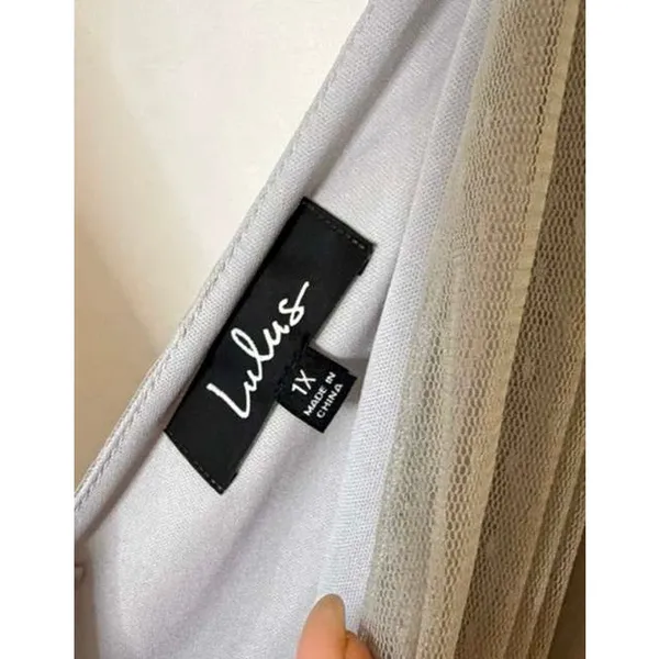NWT Lulus How Charming Light Grey Swiss Dot Sheer Overlay Maxi Dress sz. 1X - Image 7