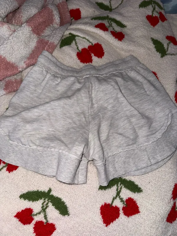 Royce brand sweat shorts Grey  - Image 3