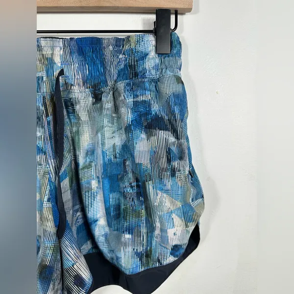 Lululemon Choose A Side Short 3” Sun Dazed Blue Black Night‎ Size 4 Reversible - Image 6