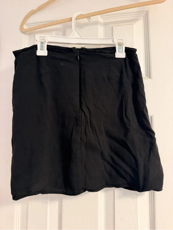 Sunday Best black mini skirt from Aritzia Size: 4 - Image 2
