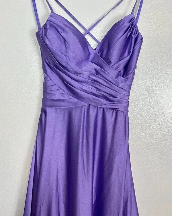 LA FEMME Sleeveless Satin Gown in Lavender Size US 2 - Image 4