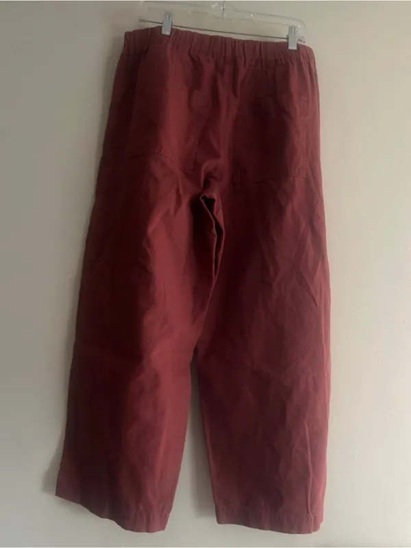 Universal Threads Women's Mid-Rise Barrel Leg Pull-On Pants - Rust - Large - Image 3