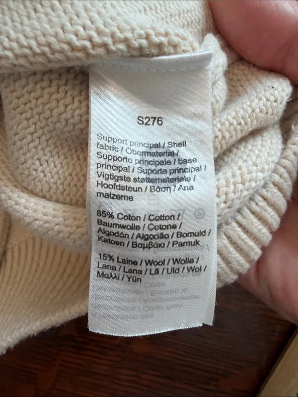Lacoste Cream V-Neck Cardigan with Athletic Patch size medium - Image 7
