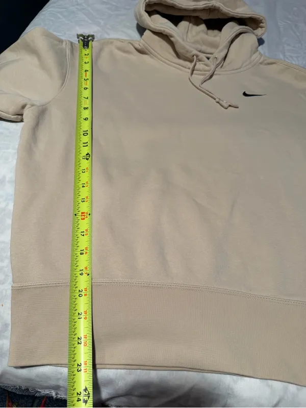Nike sportswear club fleece Women oversized Beige Pullover Hoodie size S - Image 10