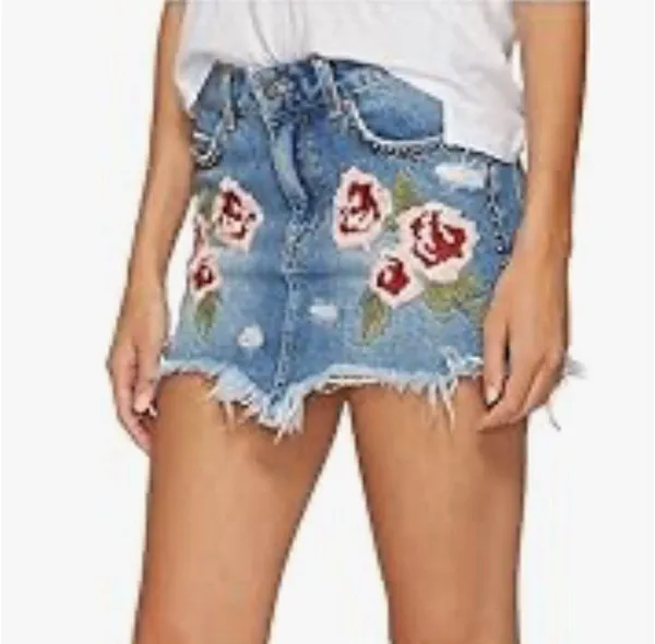 Free People Wild Rose Embroidered Denim Mini Skirt Sz 24 Blue Distressed - Image 2