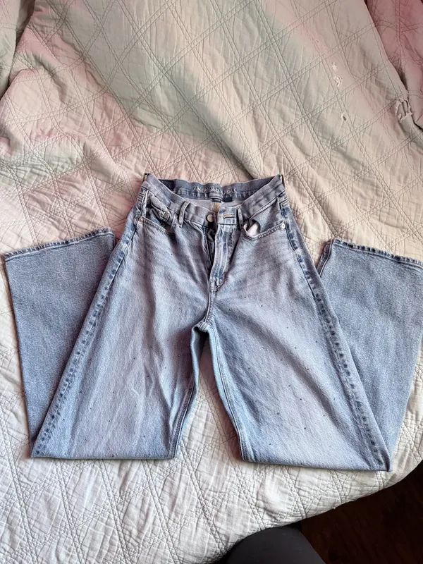 American Eagle Jeans - Image 2