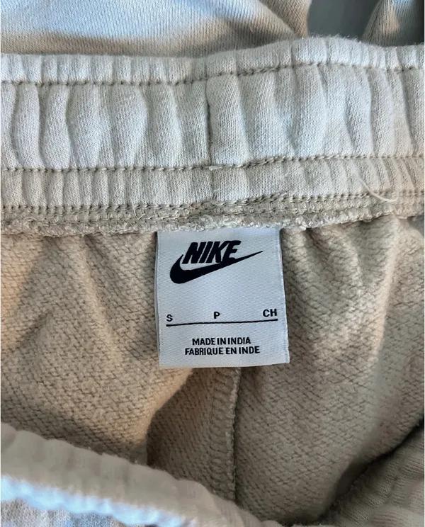 Nike Sweatpants - Image 4