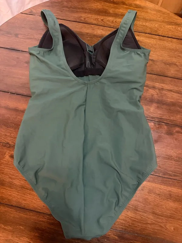 Lands' End Green Slimming Full Coverage One Piece Swimsuit Size 12 - Image 4