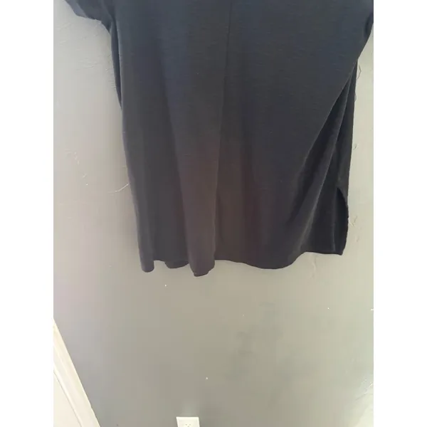J. Jill Black Pima‎ Cotton V-Neck Short Sleeve Tee Shirt Cuffed Side Slit Small - Image 4