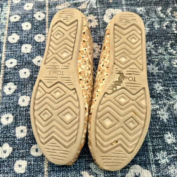 Toms Alpargata Women’s Slip On Loafers - Image 5