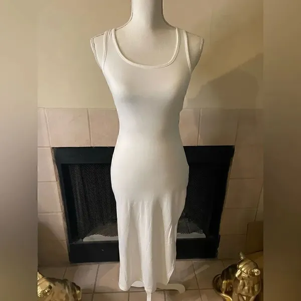 White cut out back summer dress in White sizes: SML - Image 2