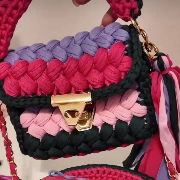 Multicoloured woven purse with gold‎ hardware - Image 4