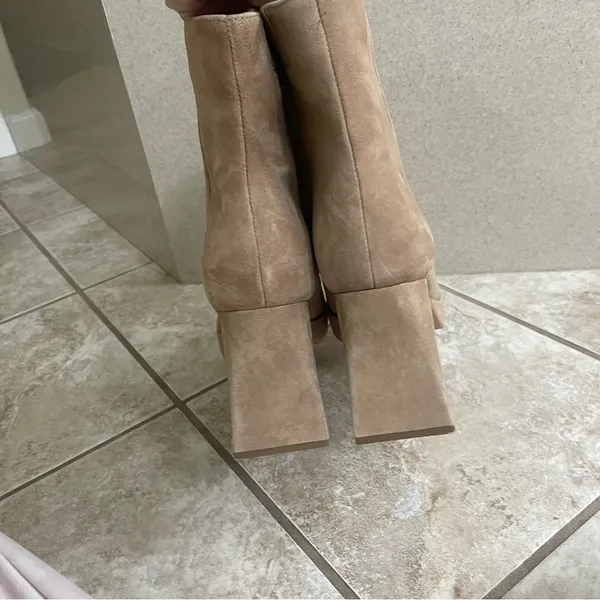 Dolce Vita Ulyses Mushroom Beige Suede Platform‎ Ankle Boot Sz 9.5 Wore Once 1x - Image 11