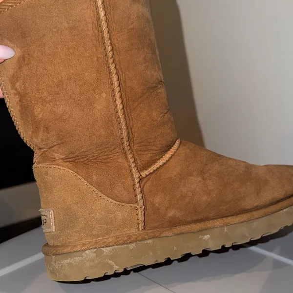 UGG Women's Brown Suede Winter Boots - Image 4