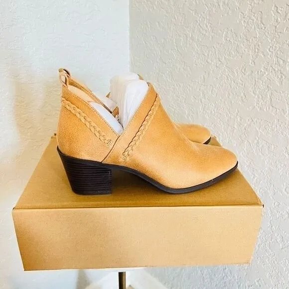 JOURNEE COLLECTION‎ Sophie Braided Strap Bootie, Block Heel, Tan, Size 7, NWT - Image 6