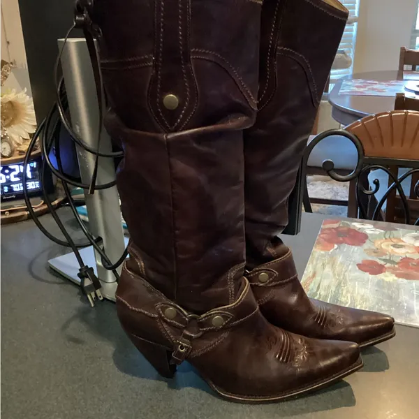 Brown Leather Heeled Boots Size undefined - Image 3