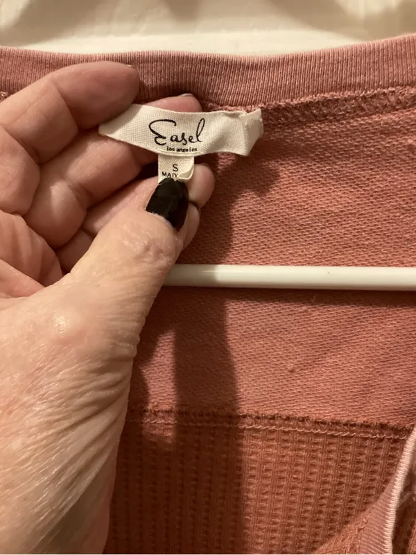 easel Dusty Rose Waffle Henley with Pocket - Image 2