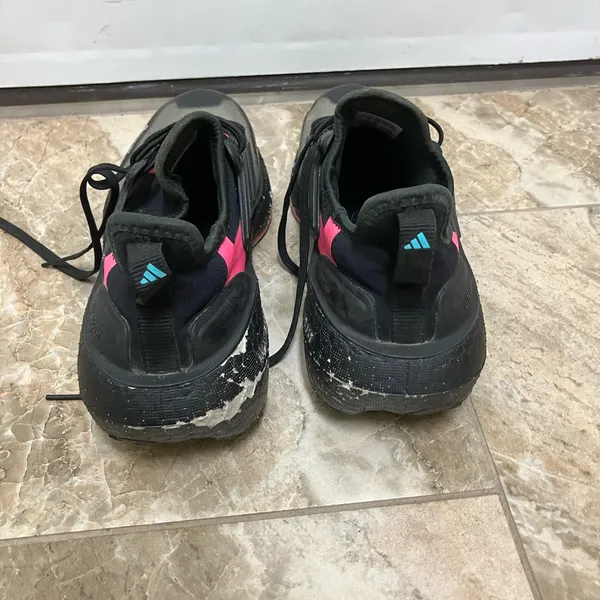 Adidas Ultraboost Light Gore-Tex Womens Size 7.5 Running Shoes Black HP6403 - Image 2