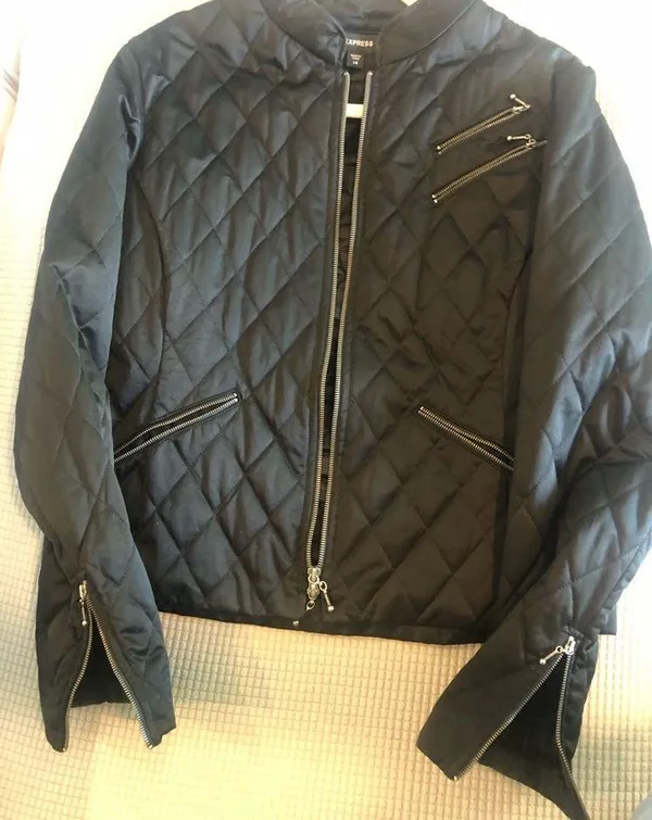 Express Black quilted zipper detail, lightweight jacket in size 14 preloved - Image 7