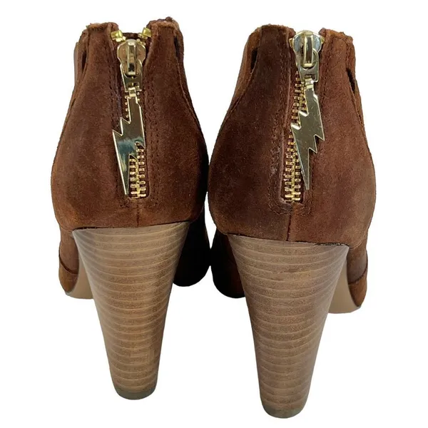 Betsey Johnson Jensen Leather Chestnut Brown Bootie Boots - Image 11