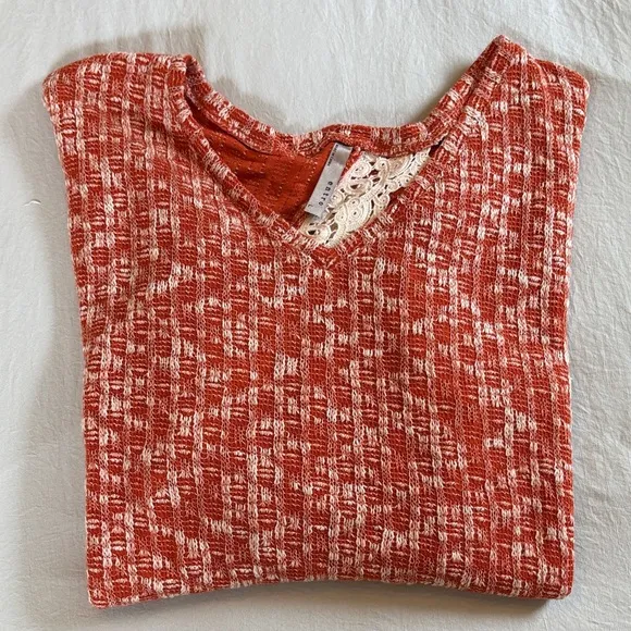Entro Textured Orange and Cream Sweater - Image 3