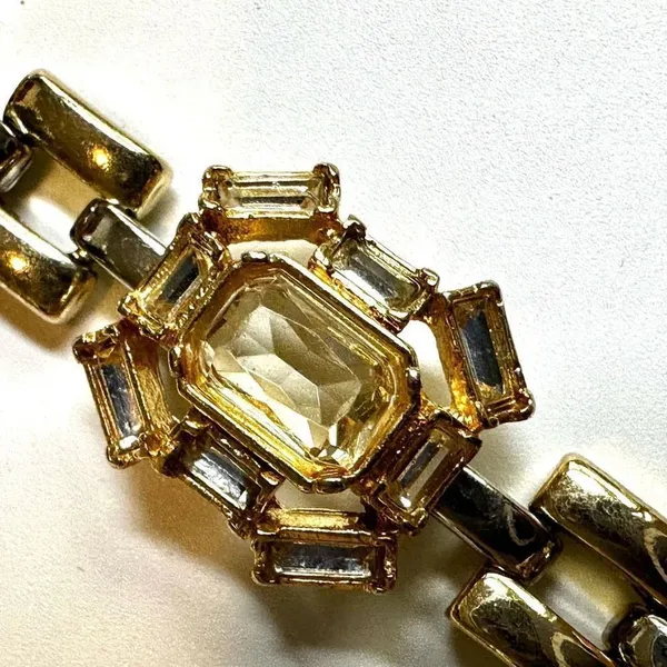 Ann Taylor Gold Tone Crystal Bracelet - Image 4