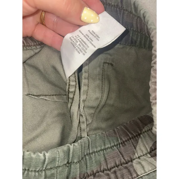 Aritzia TNA Alix Pant High-waisted Elastic Cuff Camo Joggers Size Medium - Image 5