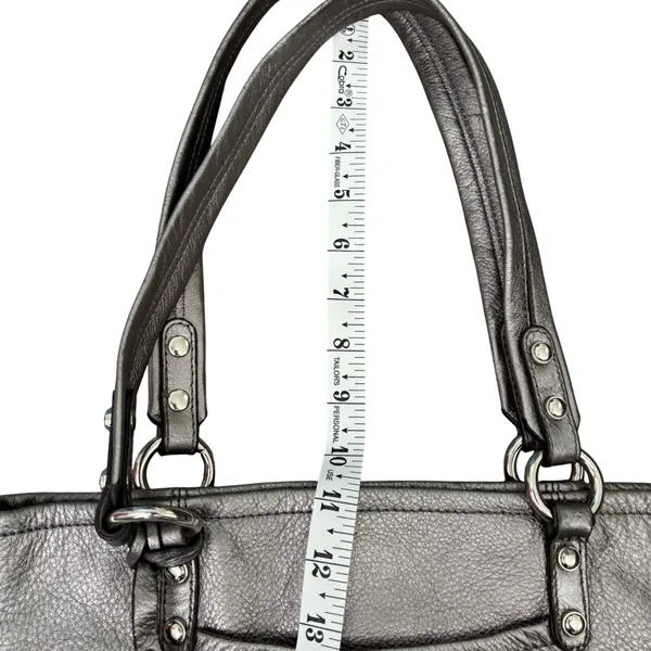 B. Makowsky Metallic Silver Leather Tote‎ Handbag Cheetah Print Lining - Image 9