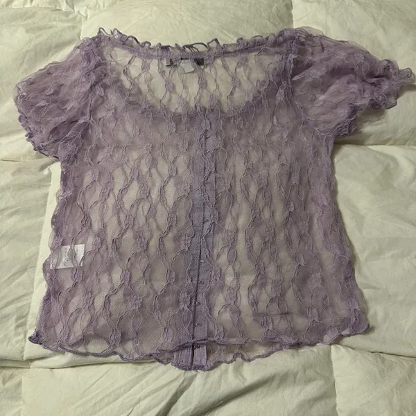 Hyfve Lace Short Sleeve Cropped Top in Lavender - NWOT - Size L - Image 5