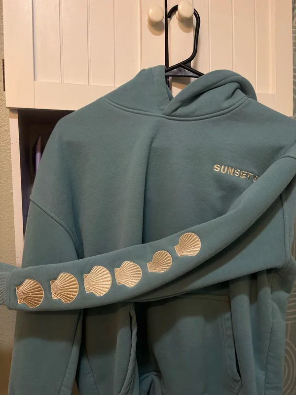 Xs sunset surf hoodie - Image 3