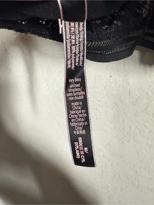 Victoria's Secret Unlined Strapless Bra Size Medium - Image 6