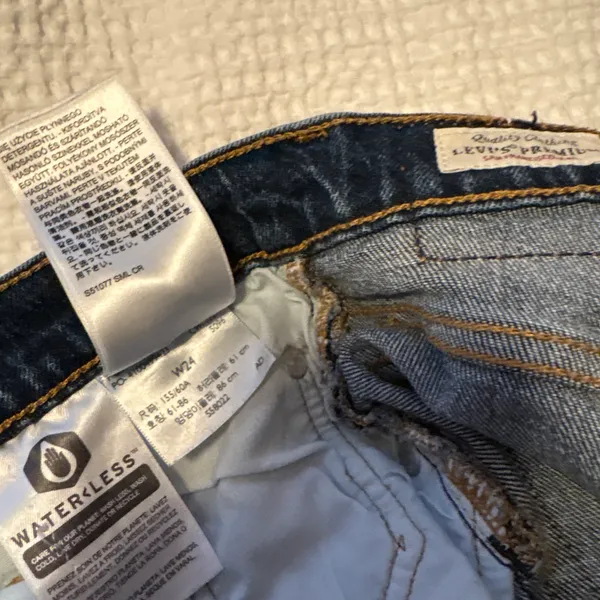 Levi’s Shorts Denim - Image 3