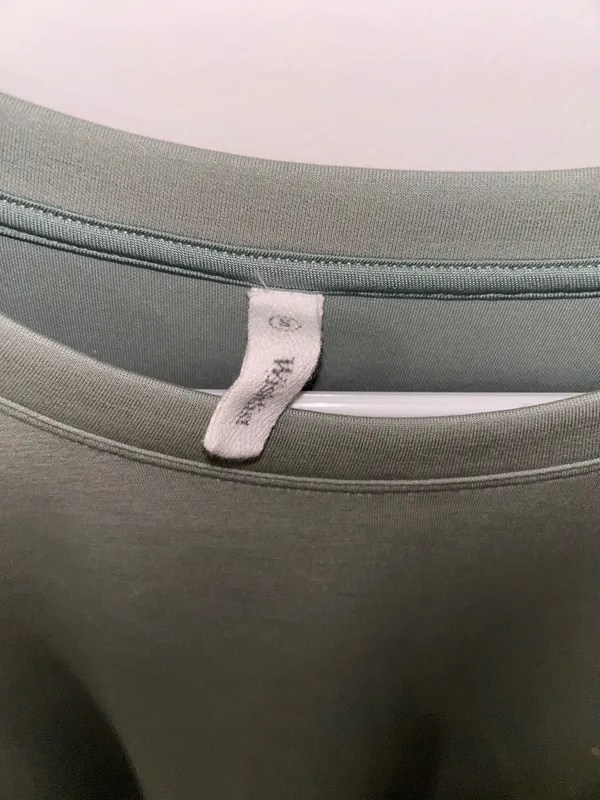 Wishlist Green Sweatshirt - Image 3
