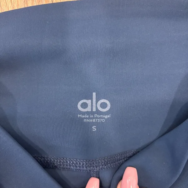 Alo Yoga Ripped Warrior Navy Blue Leggings Sz S High Waist Excellent Condition - Image 5