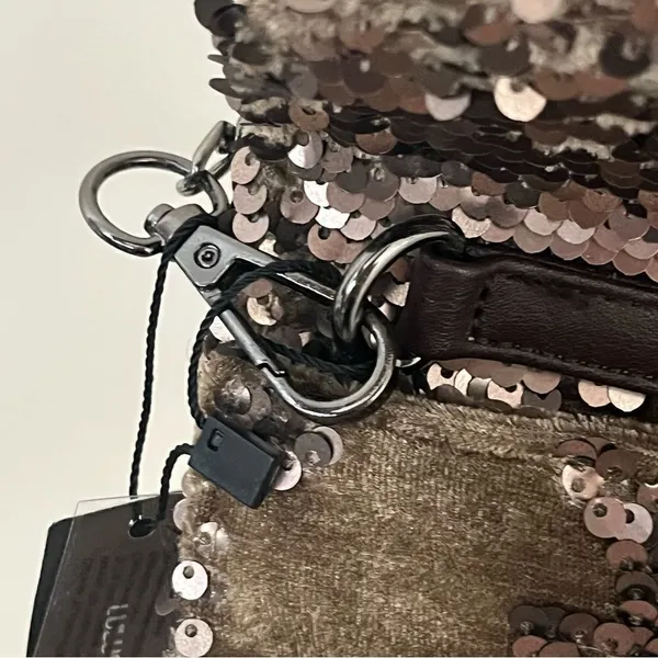Lulus Bronze Sequin Envelope Convertible Crossbody/ Clutch NEW - Image 6