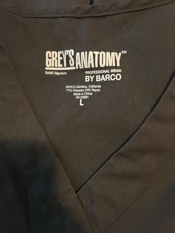 grey’s Anatomy scrubs - Image 3