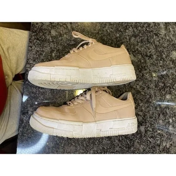 Nike Women's Size 10 Air Force 1 Pixel Particle Beige CK6649-200 Fast Ship - Image 3