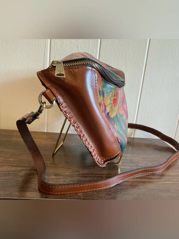 the Patricia Nash "Tinchi" Leather Convertible Belt Bag / Crossbody Sling - Image 3
