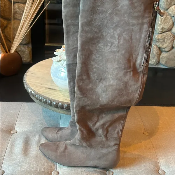 VIC MATIE Knee High Brown Suede Leather Boots - Image 3