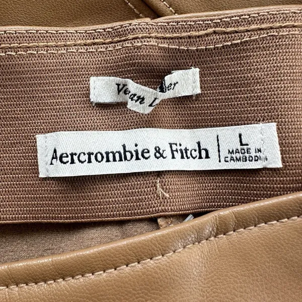 NWT Abercrombie & Fitch Vegan Leather High Rise Side Zip Skinny Pants Large Tan - Image 8