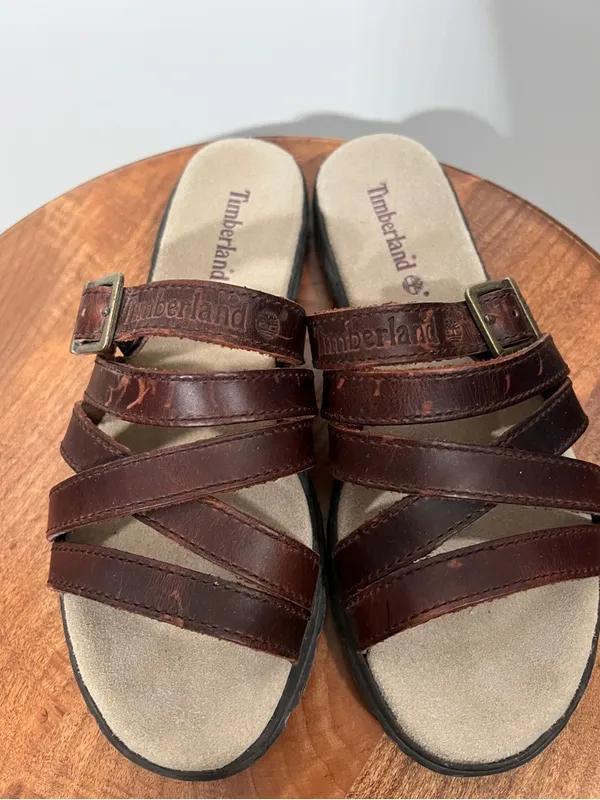Timberland Leather Buckle Sandals in Brown Oiled Leather Size 8 - Image 3