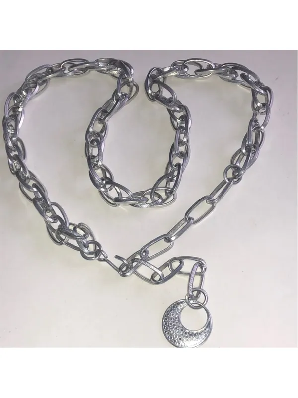 Silver Tone Link Chain Belt with Textured Disc Pendant - Image 2